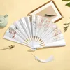 Dekorative Figuren 2024 Kunststoffventilator Quaste Pendellan Angeklagten Stil Chinesische Klappkinder -Seidenstoff -Fans LF149