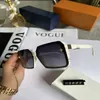 Hochqualitäts modische Sonnenbrille Männer Luxusdesigner Frauen Sonnenbrillen großer Rahmen polarisierter Definitionsbox Vierblätter