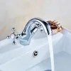 Rubinetti del lavandino del bagno a doppio supporto per foro singolo e miscela di acqua fredda a rubinetto a doppia maniglia a trasporto a croce in ottone lucido rubinetto in ottone lucido