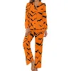 Frauen -Nachtwäsche -Fledermaus -Skizzen Pyjamas Halloween Print Freizeit gegen Hals Frauen 2 Stücke Design Langarm Kawaii Pyjama Sets
