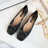 Casual Buty Kobiety Flats Metal Burza Dekoracja Balet biuro Ladyslip na leaher mokasynów żeńska wiosenna moda plus rozmiar 33-43