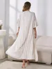 Hemkläder Kvinnor Pyjamas Robe Set Sexig Sling Sleepwear Dress Silk som hemkläder Luxury Strip Print Bathrobe 2pcs Suit Clothes Femme