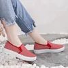 Sapatos casuais mulheres moda redonda altura da faixa aumentada Lady Red Anti Skid Comfort Summer Zapatos de Mujer G6176