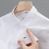 Camisas casuais da marca Casual Brand Cotton Shirt Cotton Lapel Bunid Pocket Slave curta 2024summer coreano Business Menswear Top