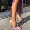 Scarpette Scarpe Arrivate Purple in pelle brevetto Pompe della caviglia per caviglia Pompe poco profonde con tacchi a spillo a punta di punta Celebrate