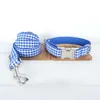 Hundekragen gravierter Kragen Blau Plaid Haustierleine Gurte Verstellbare Halskette mit Fliege personalisierte Namensschilds Labrador