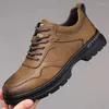 Scarpe casual in pelle da uomo alpinismo alpinico su uomini sneaker che escursi