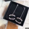 Pendientes y tierras de orejas Nuevo diseño retro Estilo de moda de alta calidad Accesorios de joyas de joyas para mujeres Diseñador de metal de metal chapado en oro