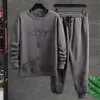 Kore erkek pamuk setleri kapüşonlu eşofmanlar 2 adet sweatshirt takım elbise Kawaii Kore Streetwears Lüks Marka Takip Kıyafet 240321