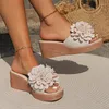 Chaussures habillées Bas Flow Rubber Flip Flops on a coin Slippers Femme Femme Summer Talèled Mules Platform Flock Tlides Pantofle Fashion Hawaiian