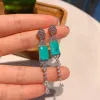Örhängen 2022 Ny rektangulär tofs dingle örhängen kvinnor smaragd högkvalitativ kristall lång hängande smycken vänner gåva koreansk stil