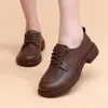 Zapatos de vestir para mujeres de punta redonda retro 2024 Autumn Lace-Up Plataforma de estilo británico Damas de mocasines gruesas Zapatos de Mujer