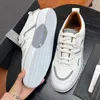 Casual Shoes Luxury Designer äkta läder Mäns sneakers hand sömnad och stansade detaljer trend individuell platt