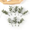 Flores decorativas 50pcs Plantas artificiais Folhas de casamentos decoração de casa acessórios Diy Cake Candy Box Garland Christmas Wreath Wreath