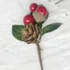 Fiori decorativi bacche rosse natalizie e pineti preletti con rami di agrifoglio per decorazioni per le vacanze grandi decorazioni aggiunte artigianato fiore