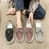 Casual schoenen vrouwen glanzende strass loafers bowknot slip-on dikke botton dames kristal vrouwelijk platform sneakers sport