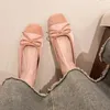 Sapatos casuais arco feminino de dança de balé de pães rasos vestido de dedo de pé de verão 2024 elegante e conforto chaussure femme