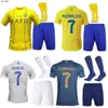 Kits Kids Football Al Nassr FC Soccer Jerseys Ronaldo CR7 Talisco Ghislain Vincent Aboubakar Men Cirche de futebol Al-Nassr FC