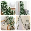 Flores decorativas 1 PC 7,5 pies Garland de flores Vina de rosa blanca adecuada para la fiesta de decoración del arco de la boda