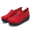 Casual Shoes Woizgic Women Female Mother Ladies äkta läderko Suede Flats Platform Slip On Korean Plus Size 42 43 LLX-3022