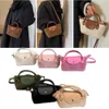 2024 2024 Messager en peluche Bagwomens Fashion Handsbag pour les machines à sous cosmétique Multiples Zipper Couleur Couleur à mode