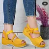 Elbise ayakkabıları 2024 kadın balık ağız yaz moda açık ayak parmağı elastik bant sandalları açık rahat rahat yüksek topuklu