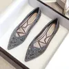 Casual Shoes Luxury Pearl Rivets Ballet Flats Women Point Toe Crystal Beading Wedding Shallow Mouth mysig slip på loafers size43