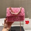 Cuir French Marque authentique Fashion Femmes Designer Pink Crossbody Bag Ball 24p Mini Gol Double épaule Tote Classic Haule Perle Chain Quilted Handsbag