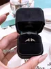 Urok marki 925 srebrny z diamentem podwójny t klasyczny otwarty pierścionek żeńska niszowa design 18K Rose Gold Modna osobowość palec wskazujący
