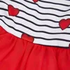 Vêtements de chien Stripe et coeurs rouges Valentin Robe de tulle de la Saint-Valentin