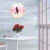 Wandklokken Ballet Dancer Clock Baby Girl Dancing Ballerina bewegende been naald Watch voor huis in de woonkamer