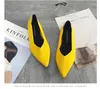 Casual schoenen gemengde kleur puntige teen weven ballet flats wowen ballerina vrouw zachte bodem ondiepe slip op mocassins 2024