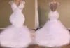 Nowe białe sukienki na studniowe sukienki na szyję koronkowe aplikacje Kryzadowe kryształowy grzbiet Tiul Tiulle Puffy warstwa