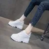 Kleiderschuhe 8cm Wedge Sneakers Echte Leder Frauen Plattform Keile für Mode weiße beige Schnürung Frau