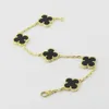 Luxury Classic 4/Four Leaf Clover Diamond Charm Bracelets Designer 925 Sterling Silver Flower Chain 18K Gold Shell Wedding Mother Mother Day Fashion Gioielli Regali