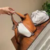 High Definition Leather Designer Bag Homes Färgad kål Lantern Handväska Vatten Bucket Bag Summer Lychee Phi Mönster Womens Bag