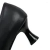 Платье обуви Girseaby Brand Office Ladies насосы заостренные пальцы на малые каблуки 5,5 см на мелковод