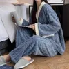 Frauen Nachtwäsche Frauen warme Loungewear Set Cuzy Winter für Plüsch-Thermalpyjama mit V-Ausschnitt Langarmobert Spitzen Weite Beinhosen