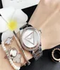 Kwarcowe zegarki na nadgarstki dla kobiet Trójkąt Crystal Crystal Style Metal Steel Band Watch GS249023264
