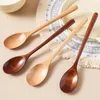 Ensembles de vaisselle 2-4pcs / emballage en bois cuillère cotellerie naturelle mix mix mixage de cuisine