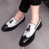 Buty swobodne biuro obuwia dla mężczyzn oddychające skórzane mokasyny napędzające mokasyny wygodne poślizg na 2024 trzy kolor
