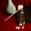 Fournitures de fête chinoises traditionnelles en épingle à cheveux Hanfu accessoires étape secouer bâton rétro simple coiffure tassel tassel pour filles