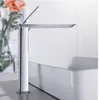 Badkamer wastafel kranen zwart kraan geborsteld goud vat koud water mixer singe gat tall stijl