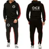 Suisses de survêtement masculines 2024 Fashion CZ Logo Sweat-shirt Suit à capuche Spring Ceska Zbrojovka Pillumage imprimé et pantalon de survêtement décontracté