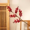 Fiori decorativi 62 cm di frutta rossa natale bacche di agrifoglio artificiale e foglie per la casa accessori per vasi