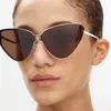 2024 Top -Designer Neue Luxusdesigner -Familie Bs New Cat's Eye Sonnenbrille Mode Männer- und Frauen -Ins Beliebte Online -Stars gleiche Sonnenbrille BB0191