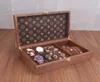 Obserwuj pudełka skrzynki drewniane pudełka do przechowywania organizator luksusowy retro solidna skórzana skórzana szklana szklanka 12 epitopów WATC5745388