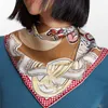 2024 En İyi Moda Tasarımcısı İpek Sevimli Maskot İpek Eşarp Tasarımcı Marka Eşarp Kadınlar için Baş Bandı Yüzüğü Yaz Meydanı İpek Eşarp Top Marka L Mektup