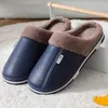 Pantoufles d'hiver maison pour hommes chaussures chaudes intérieures épaisses en peluche imperméable en cuir en cuir homme femme coton 2024