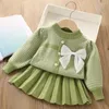 Set di abbigliamento per bambine a maglia a maglia a due pezzi set rotonde con pacco brollo a maniche lunghe Gonna da principessa giacca cardigan pieghetta 0-4y